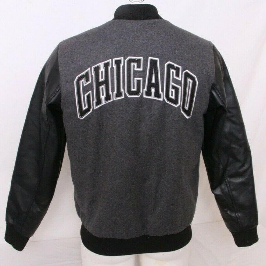 Chicago bulls Varsity jacket, Men's Fashion, Coats, Jackets and