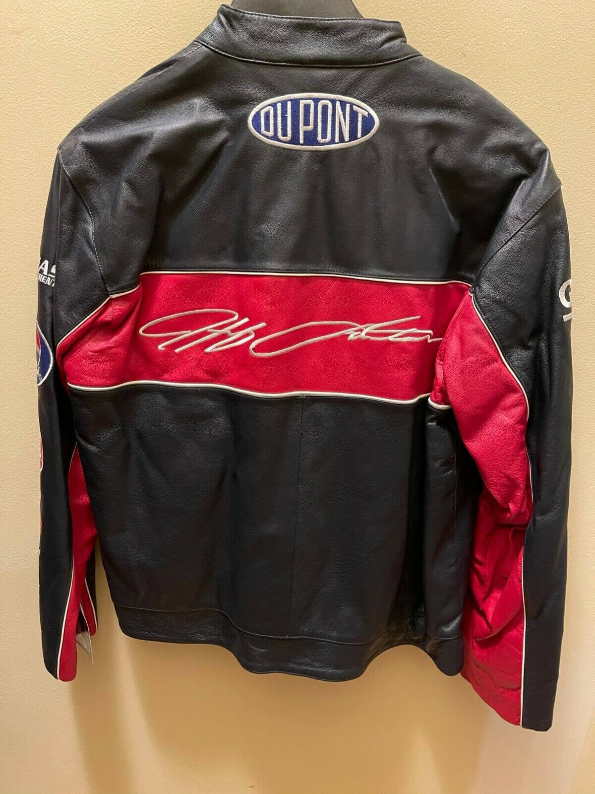 Jeff Gordon NASCAR 24 DuPont Racing Leather Jacket (2) Jeff Gordon NASCAR 24 DuPont Racing Leather Jacket