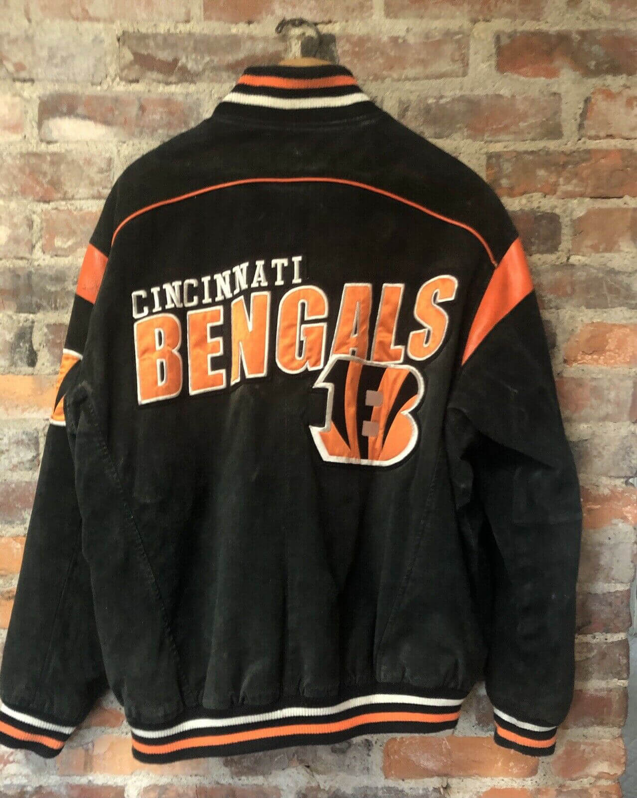 NFL Cincinnati Bengals Black Suede Leather Jacket (1) NFL Cincinnati Bengals Black Suede Leather Jacket
