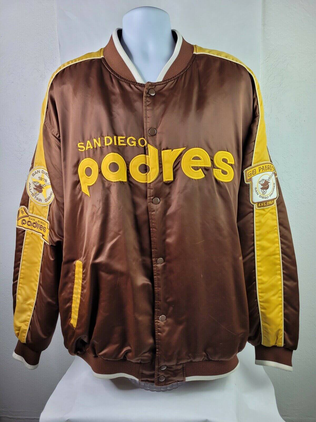 Maker of Jacket Sports Leagues Jackets MLB San Diego Padres Cooperstown Satin