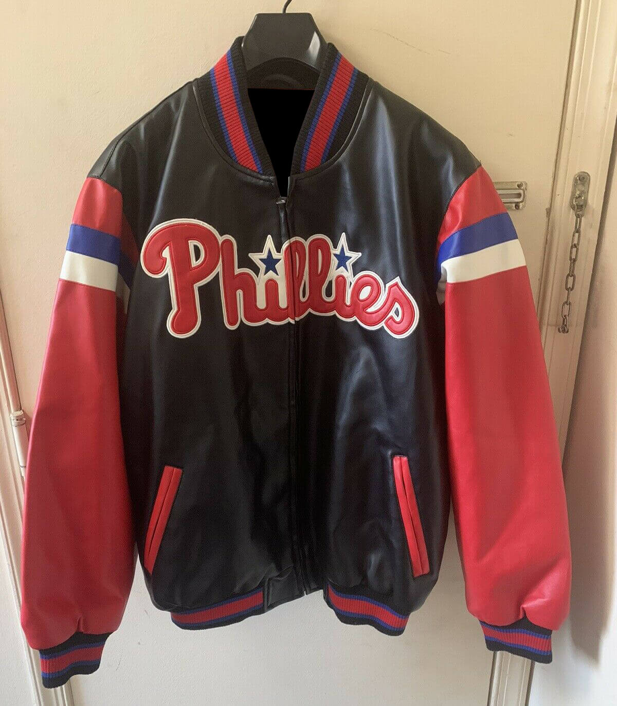 PHILADELPHIA PHILLIES MLB MAJESTIC SHIRT M. BOYS