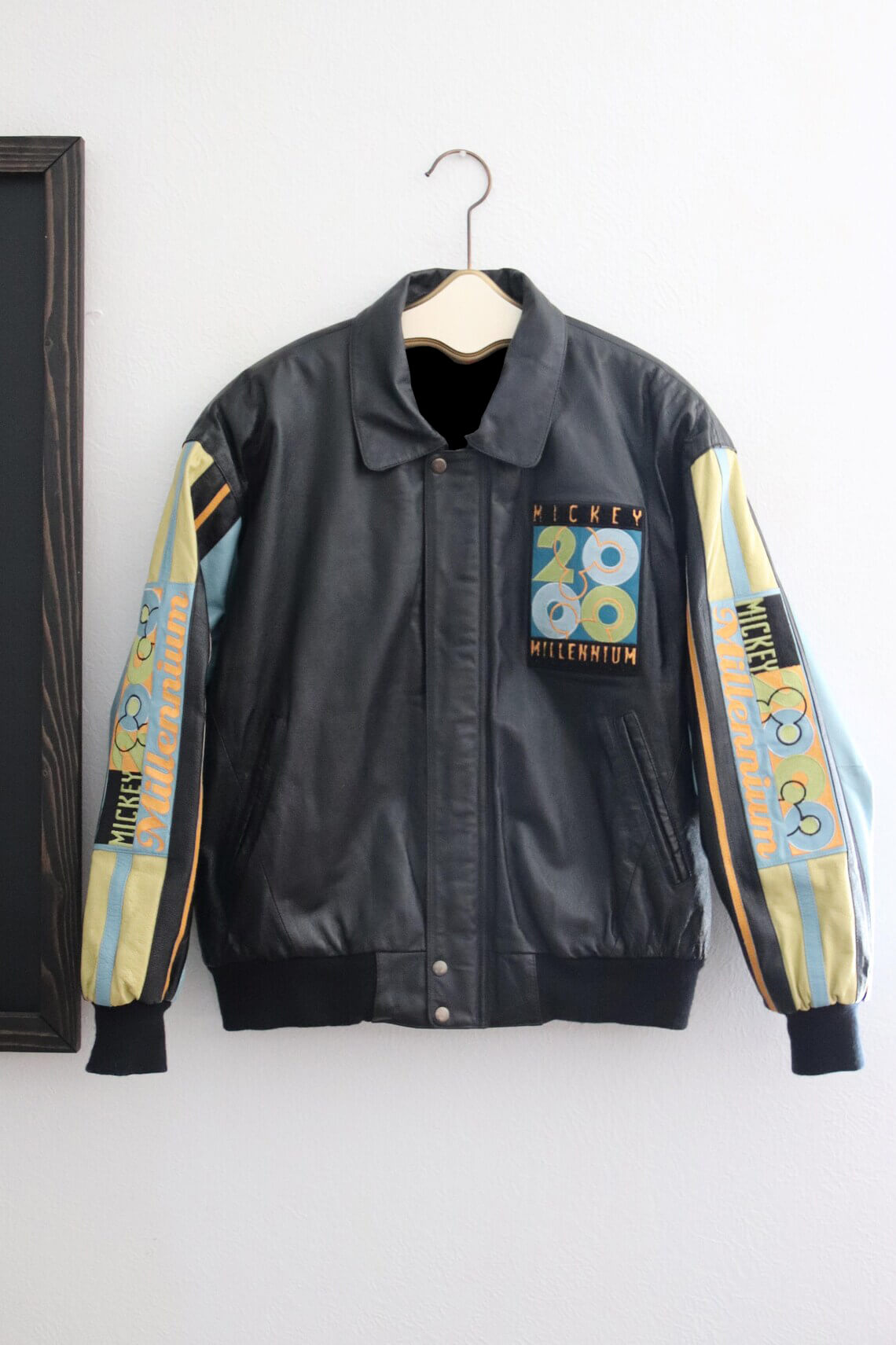 Mickey Mouse 2000 Millennium Disney Leather Jacket (1) Mickey Mouse 2000 Millennium Disney Leather Jacket