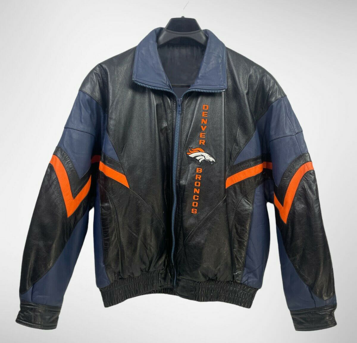 Vintage NFL Denver Broncos Pro Player Leather Jacket (1) Vintage NFL Denver Broncos Pro Player Leather Jacket