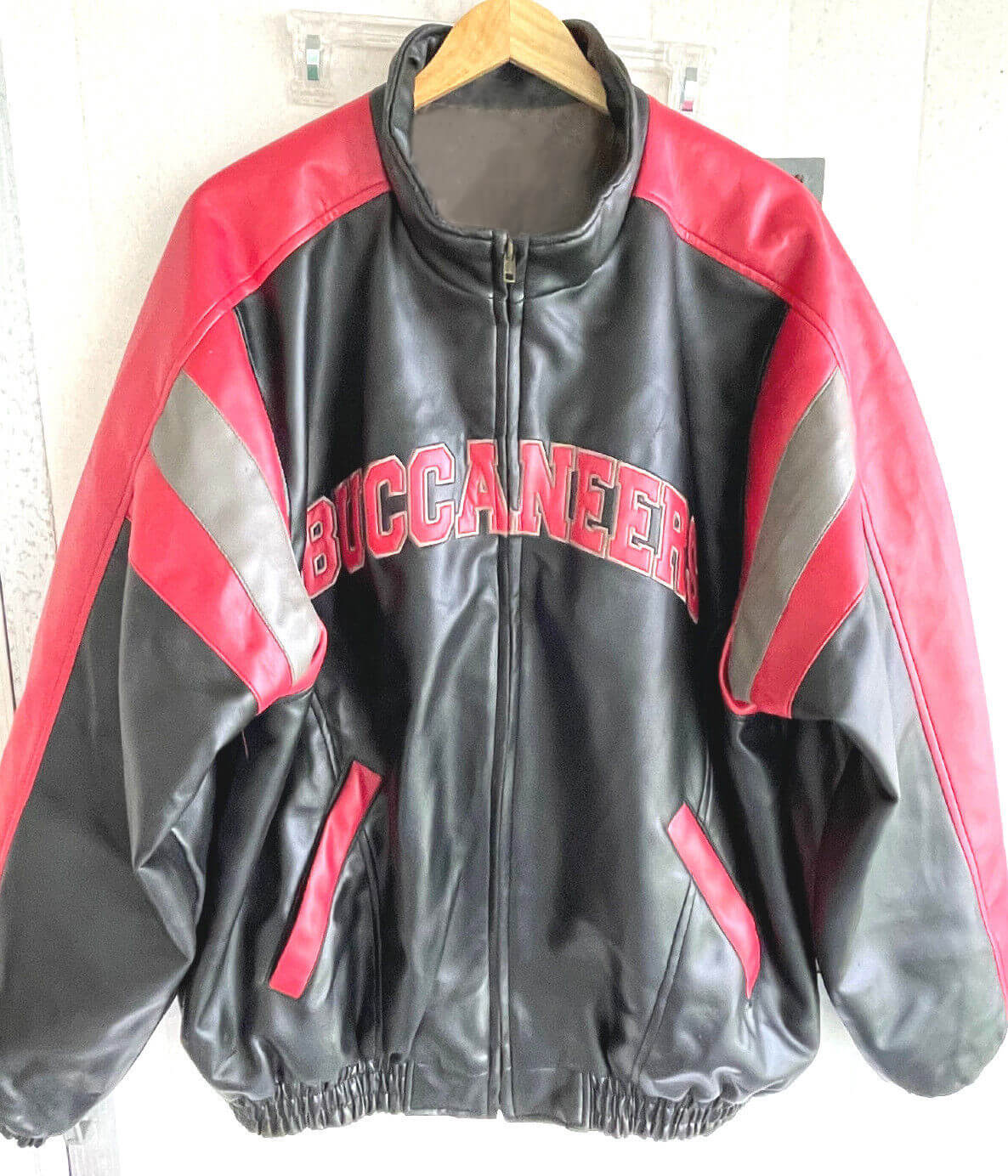 NFL Tampa Bay Buccaneers Bomber Leather Jacket (1) NFL Tampa Bay Buccaneers Bomber Leather Jacket