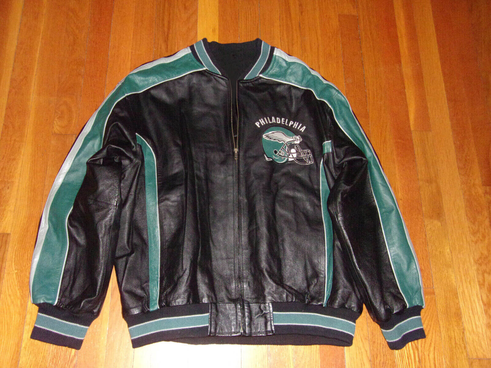 Vintage NFL Philadelphia Eagles Football Leather Jacket - Maker of Jacket