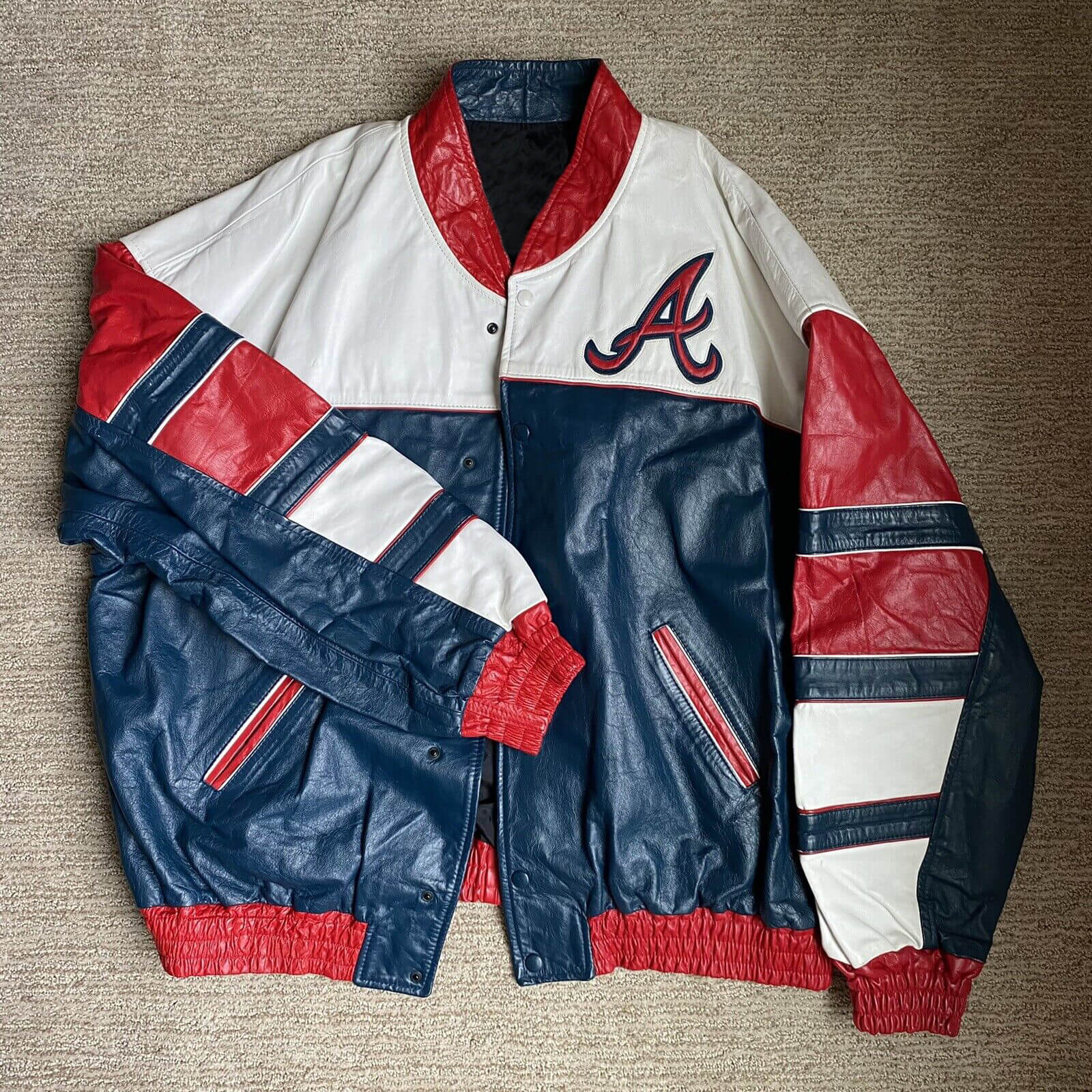 Vintage MLB Team Atlanta Braves Leather Jacket