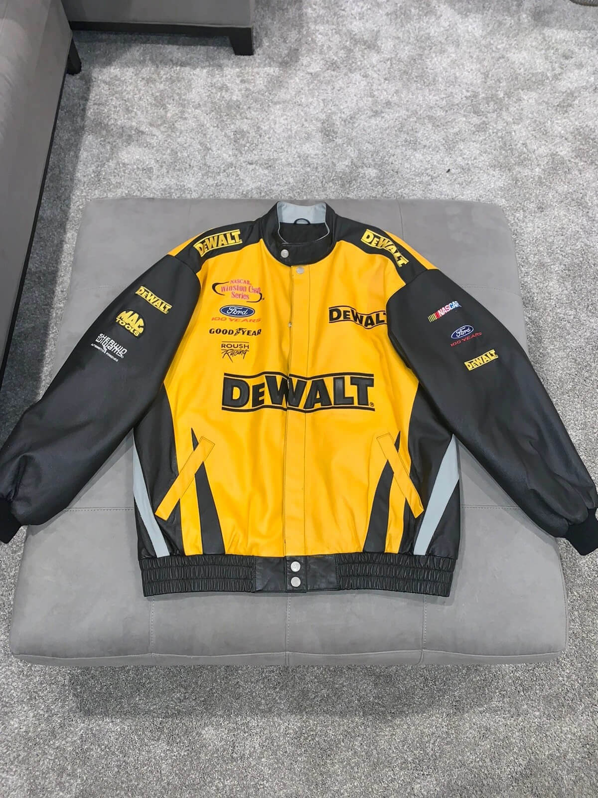 Dewalt hotsell nascar jacket