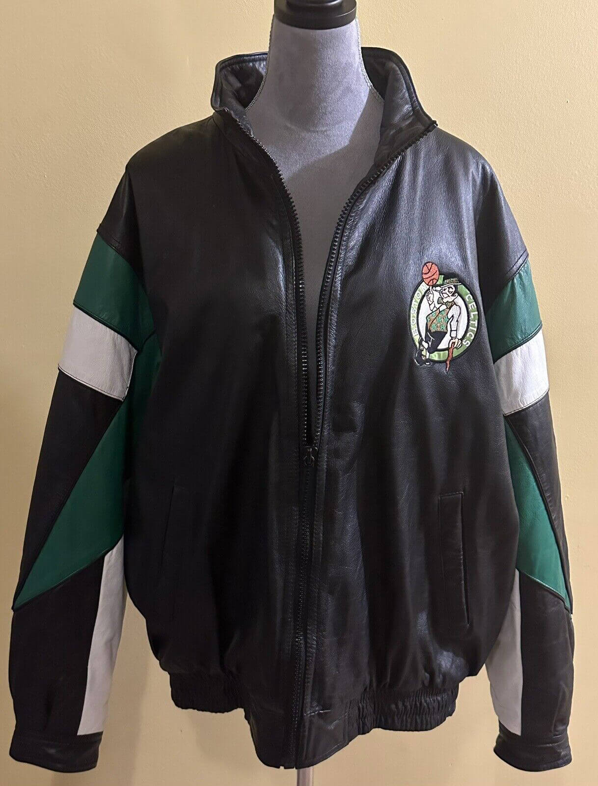 BOSTON CELTICS VINTAGE 90s STARTER NBA BASKETBALL WINTER PARKA