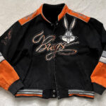 Vtg-Looney-Tunes-Bugs-Bunny-Bomber-Jacket